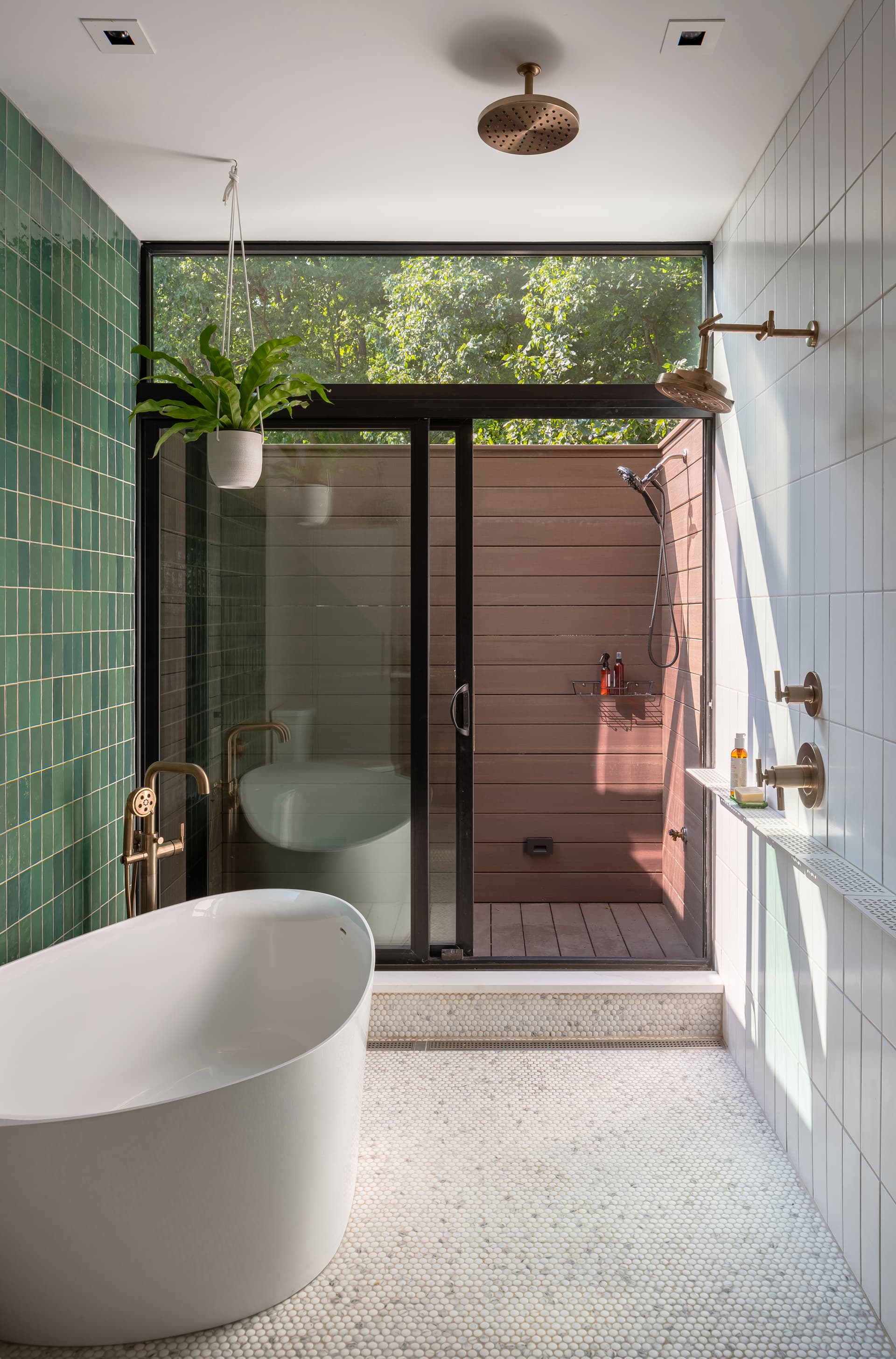 Verdant Hollow bathroom