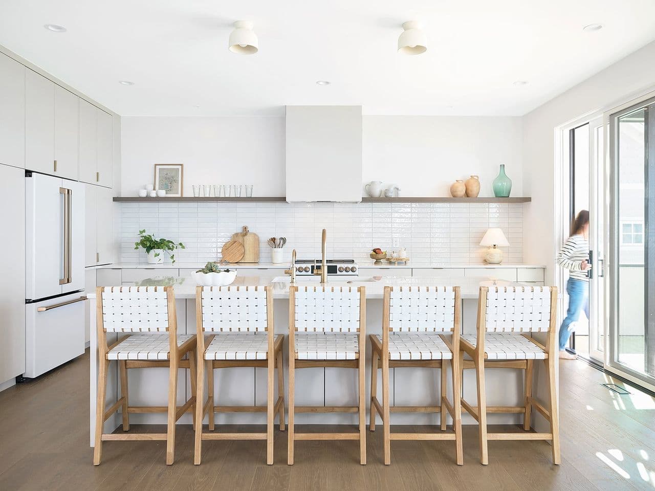 Lake Michigan Beach House kitchen